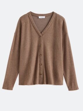 Women’s long sleeve button down blouse